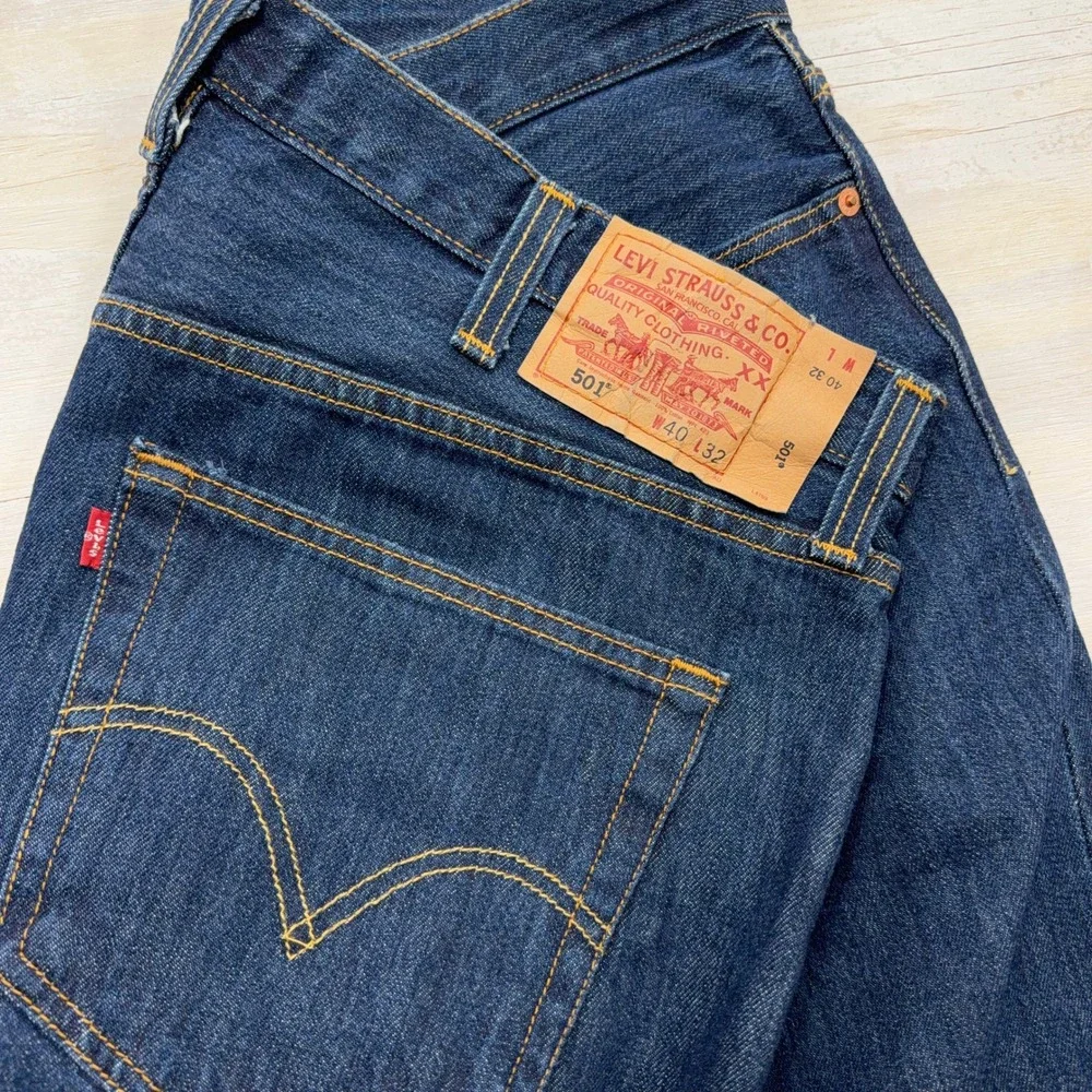 Y2K Levi's Jeans 501 Original Straight Leg Button Fly Dark Wash Blue W40 L32